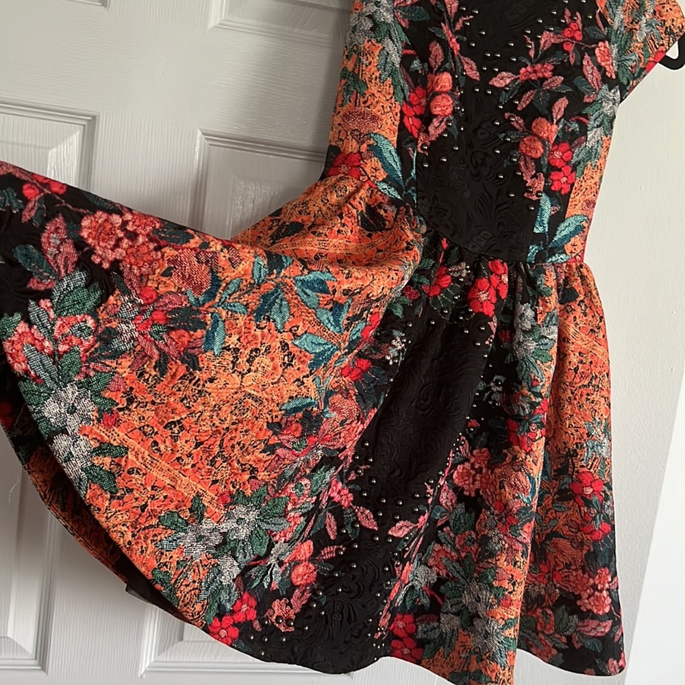 A very beautiful new dress that my daughter wore once